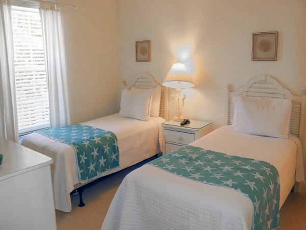 Islamorada 3 Bedroom Beach Vacation Pool Home Sleeps 8